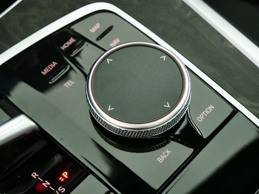 Thumbnail: 2026 BMW X5 - 49