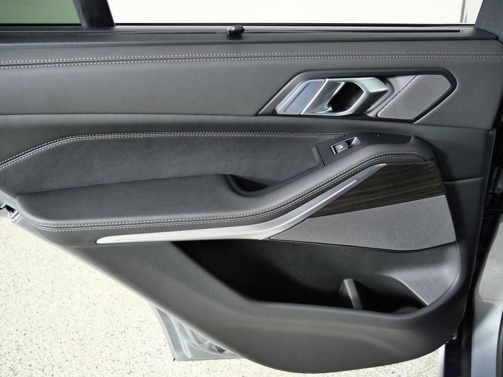 Thumbnail: 2026 BMW X5 - 35