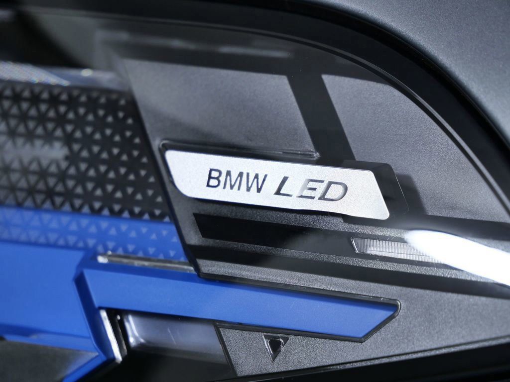 Thumbnail: 2026 BMW X5 - 7