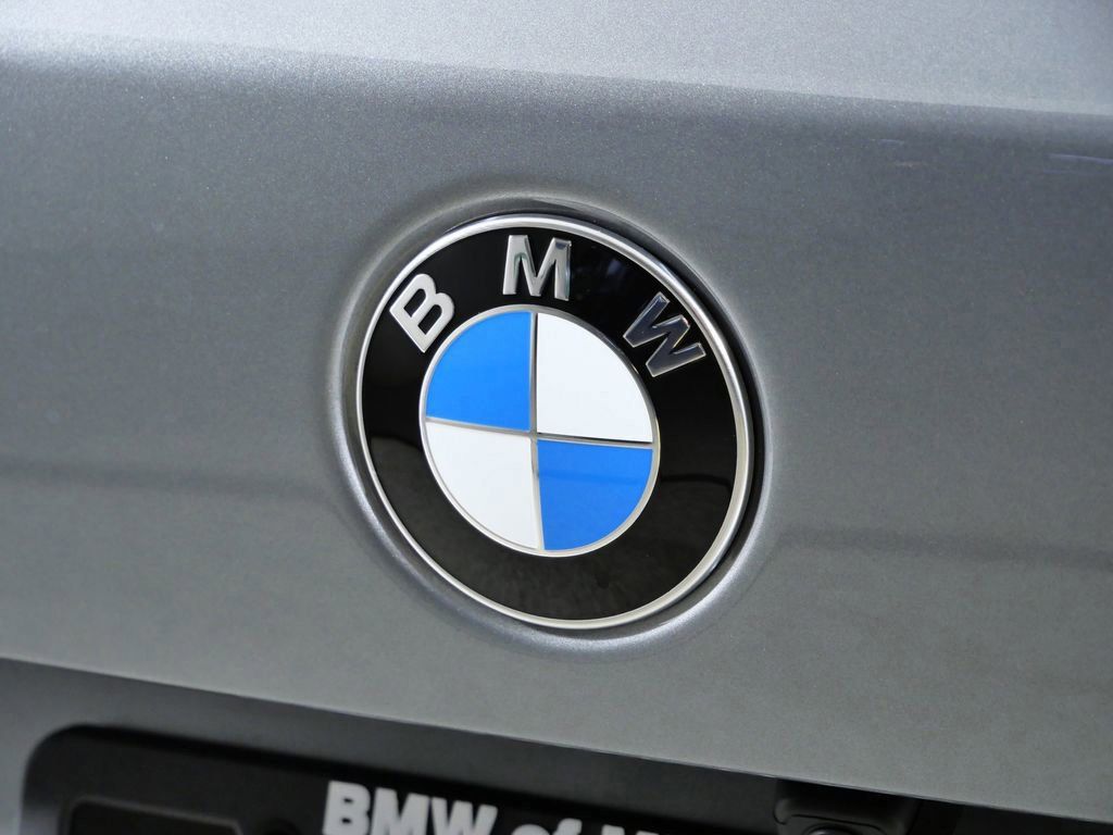 Thumbnail: 2026 BMW X5 - 21