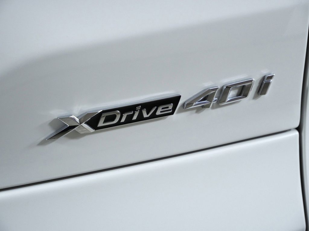 Thumbnail: 2026 BMW X5 - 22
