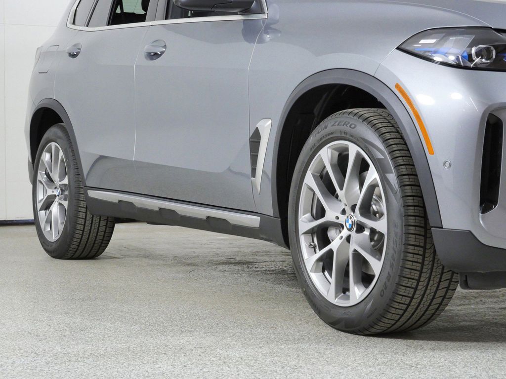 Thumbnail: 2026 BMW X5 - 8