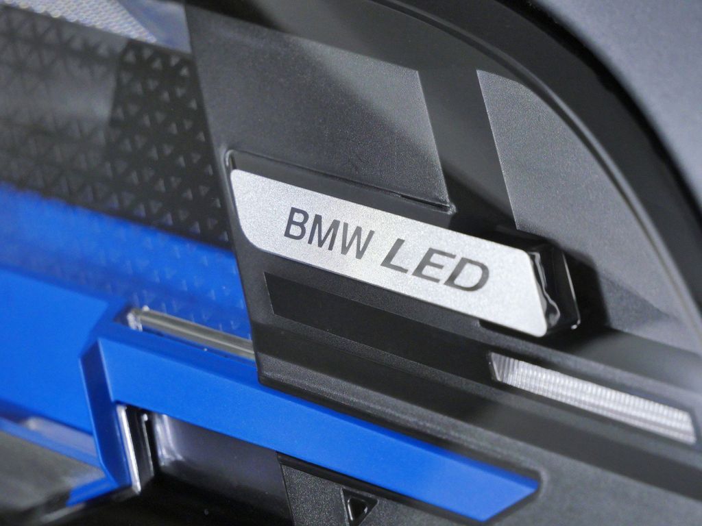 Thumbnail: 2026 BMW X5 - 7