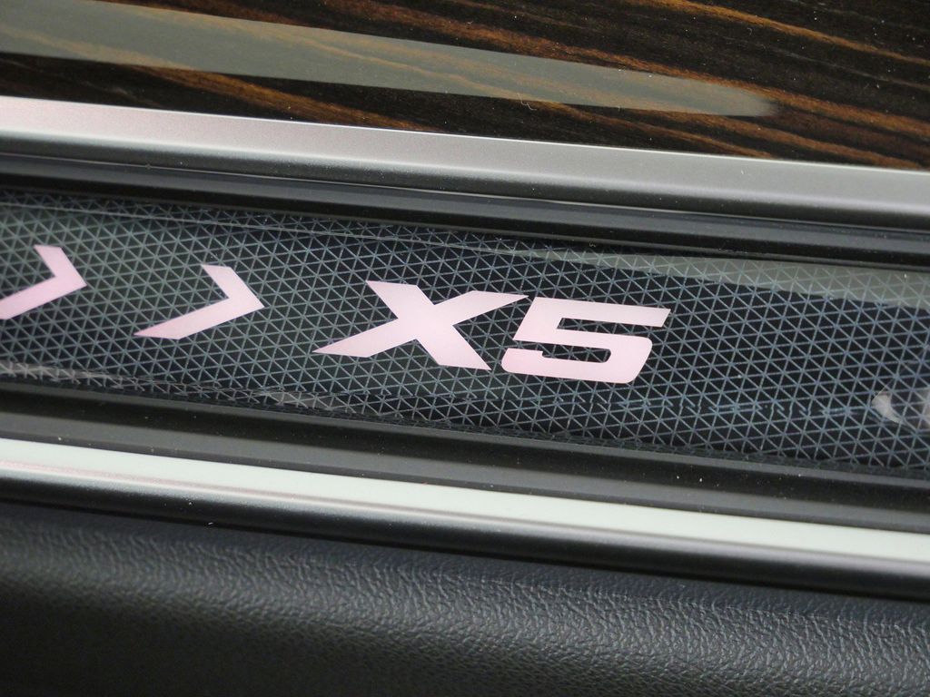 Thumbnail: 2026 BMW X5 - 29
