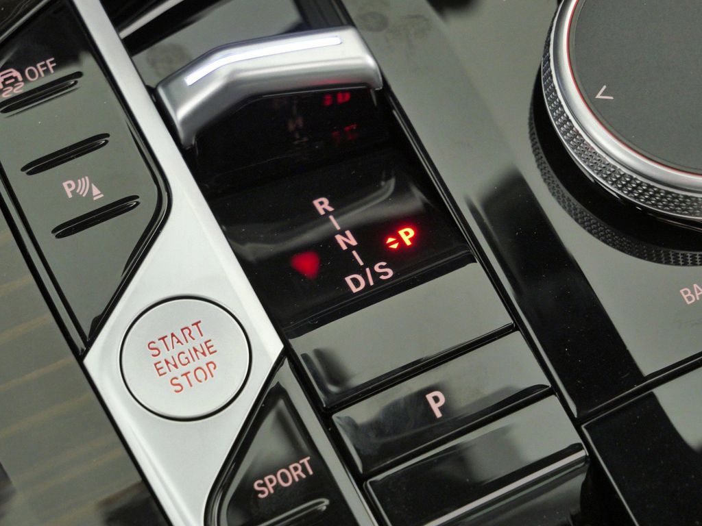 Thumbnail: 2026 BMW X5 - 49