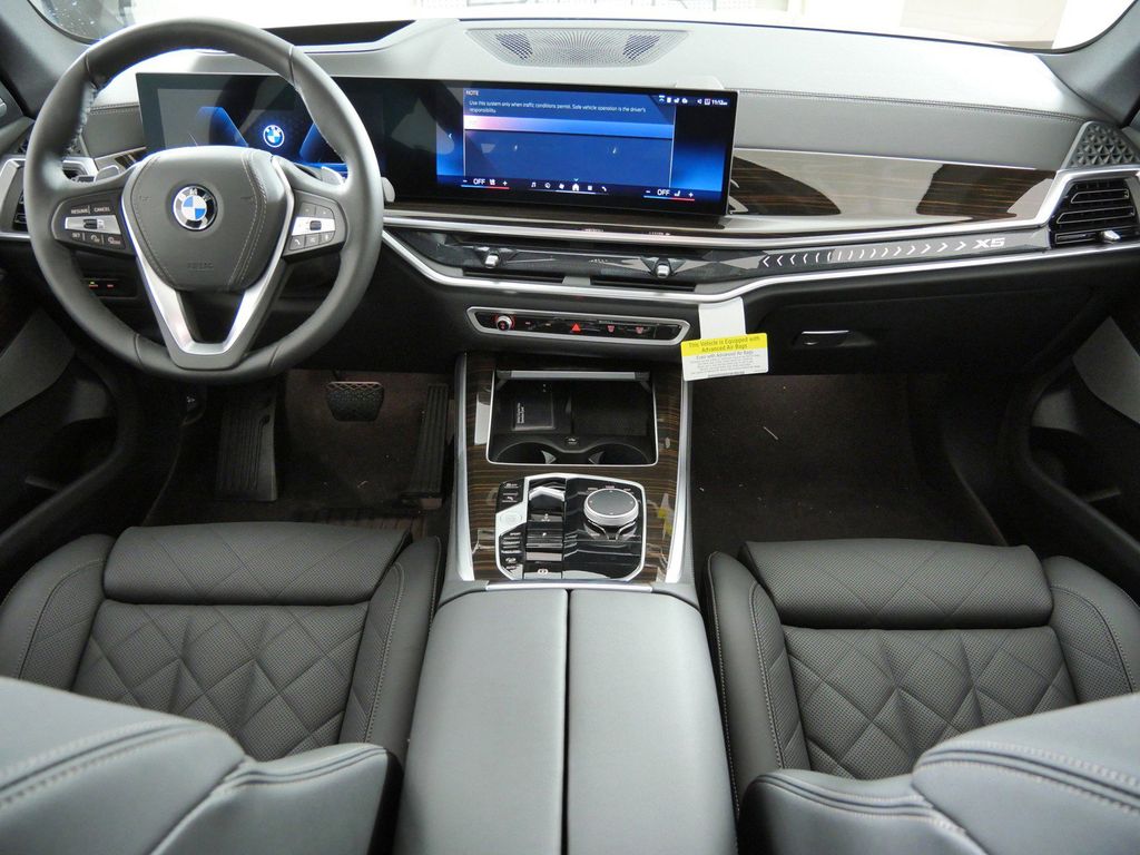 Thumbnail: 2026 BMW X5 - 2