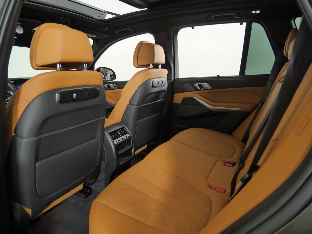 Thumbnail: 2024 BMW X5 - 38