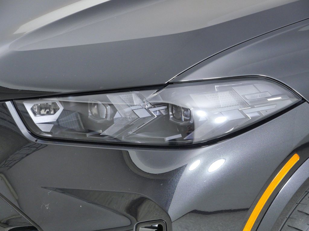Thumbnail: 2025 BMW X5 - 17