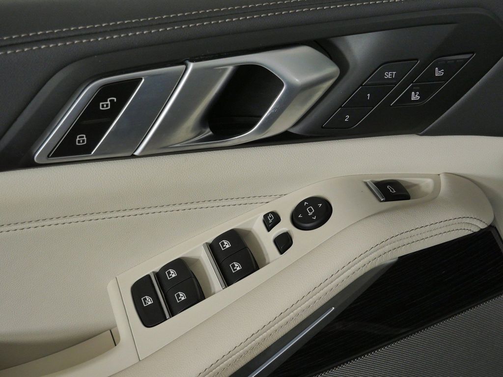 Thumbnail: 2025 BMW X5 - 43