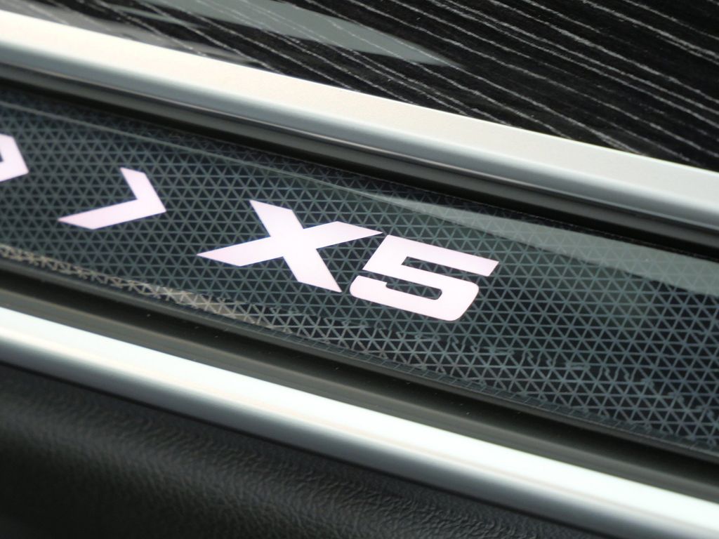 Thumbnail: 2025 BMW X5 - 31