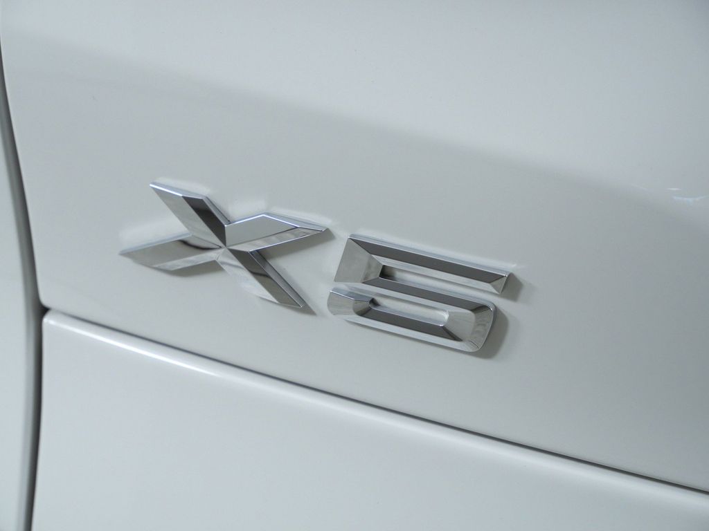 Thumbnail: 2025 BMW X5 - 24