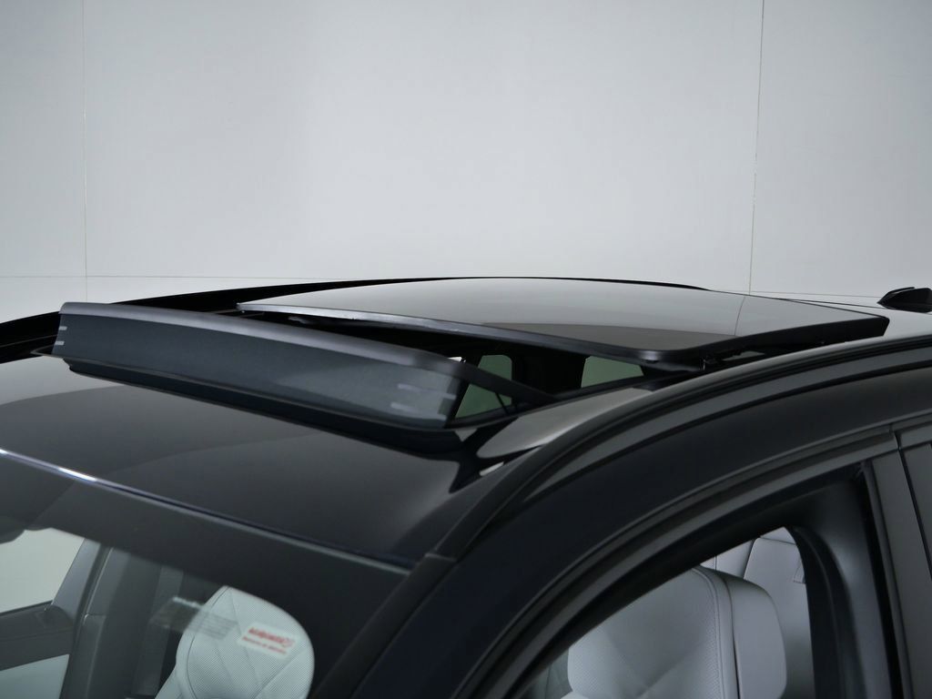 Thumbnail: 2026 BMW X5 - 29