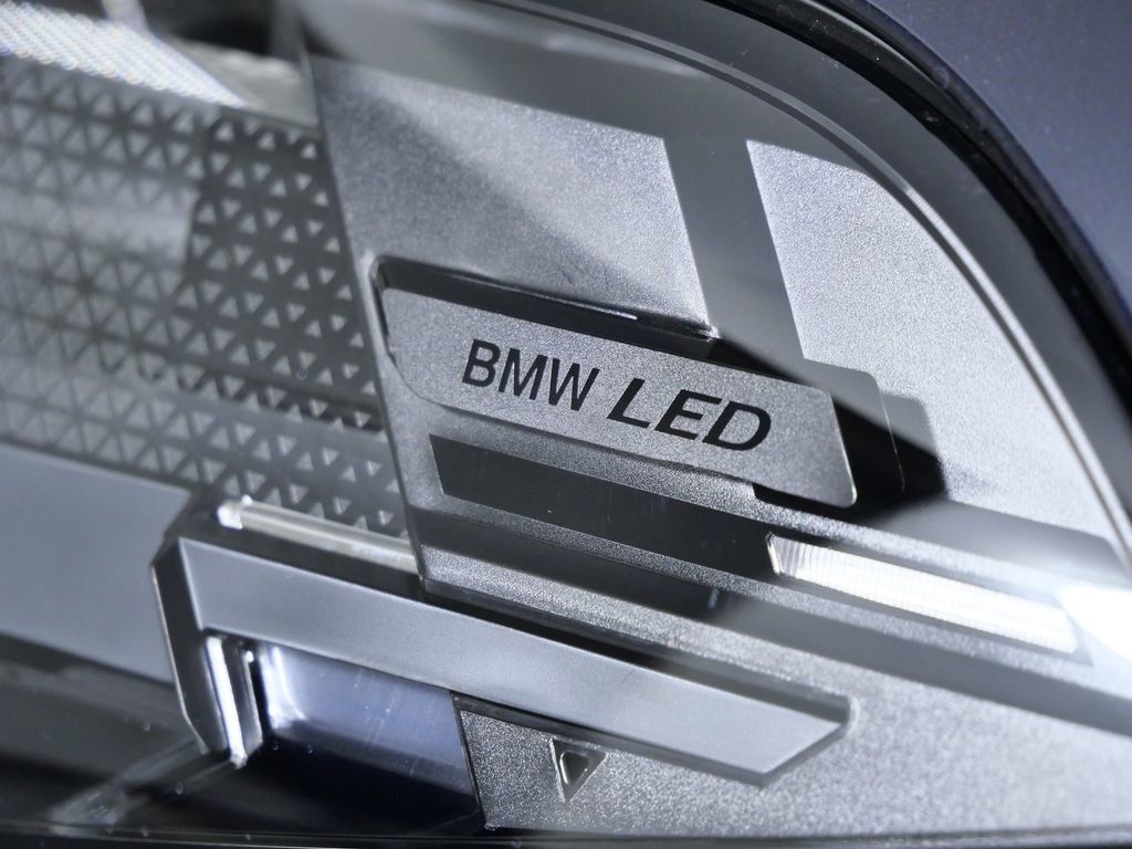 Thumbnail: 2026 BMW X5 - 7