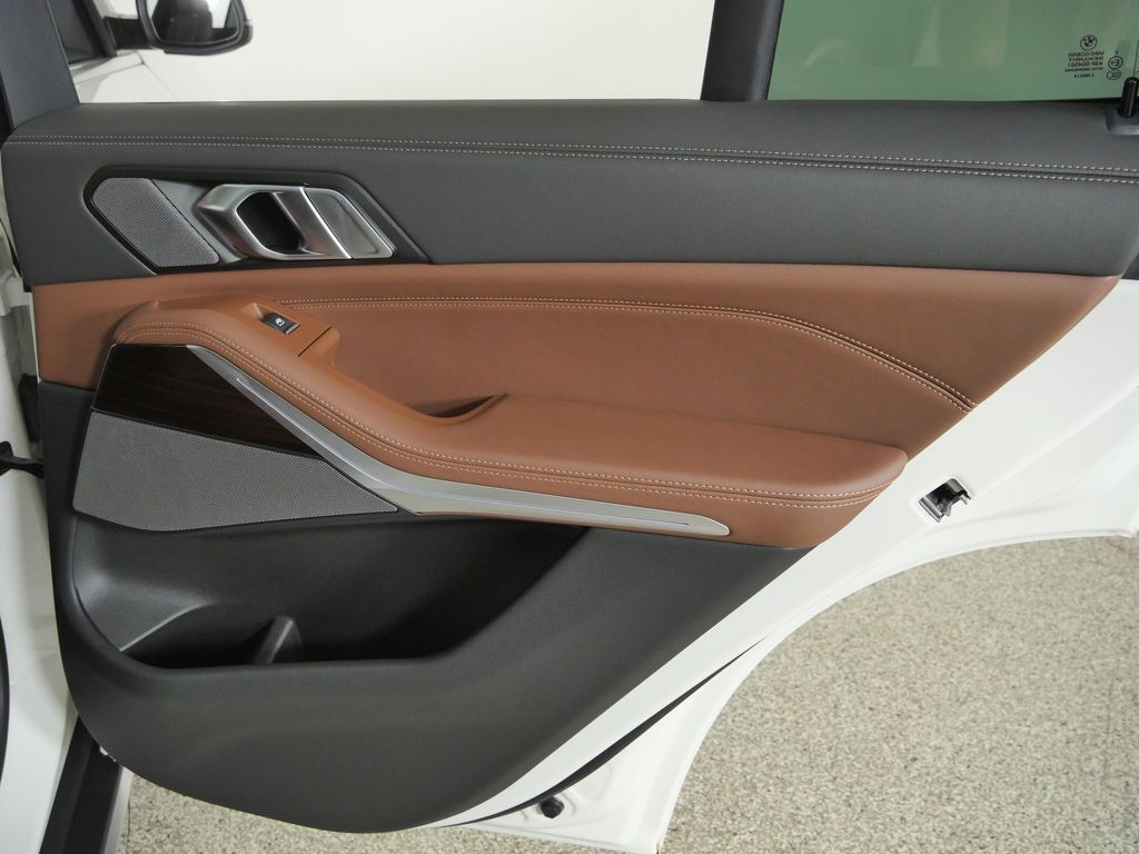 Thumbnail: 2024 BMW X5 - 33