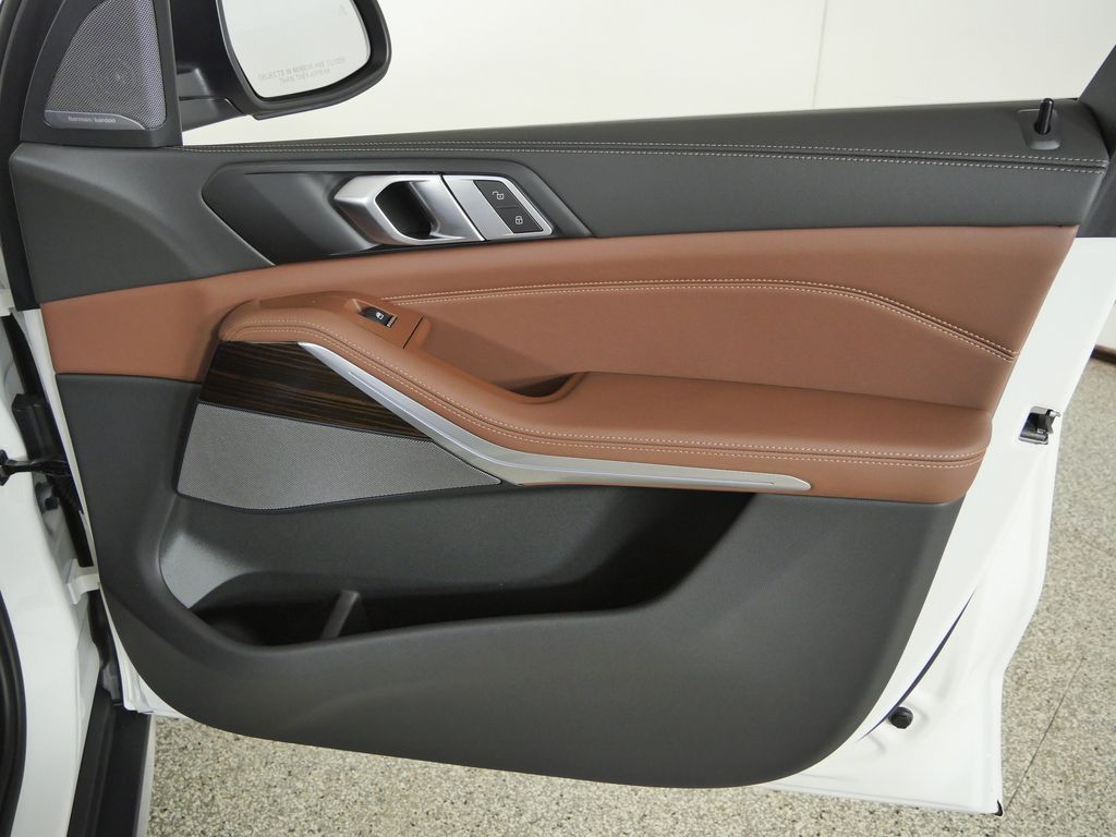 Thumbnail: 2024 BMW X5 - 30