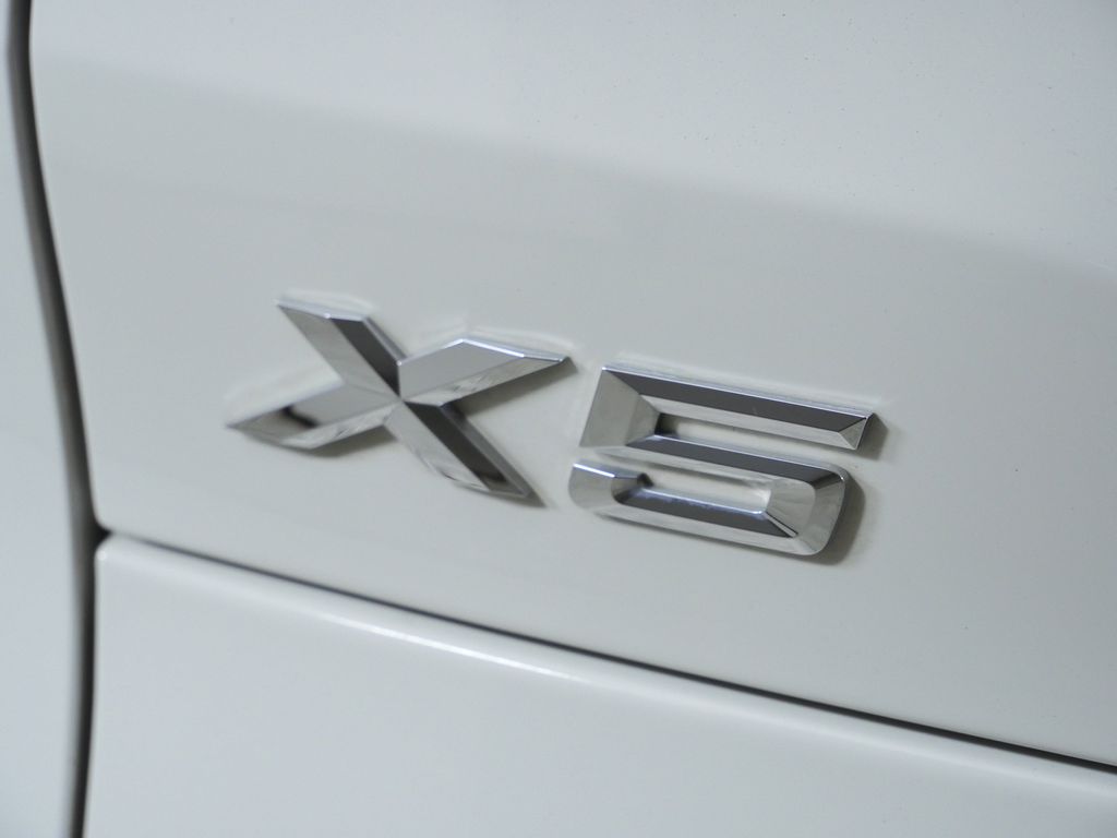 Thumbnail: 2024 BMW X5 - 25