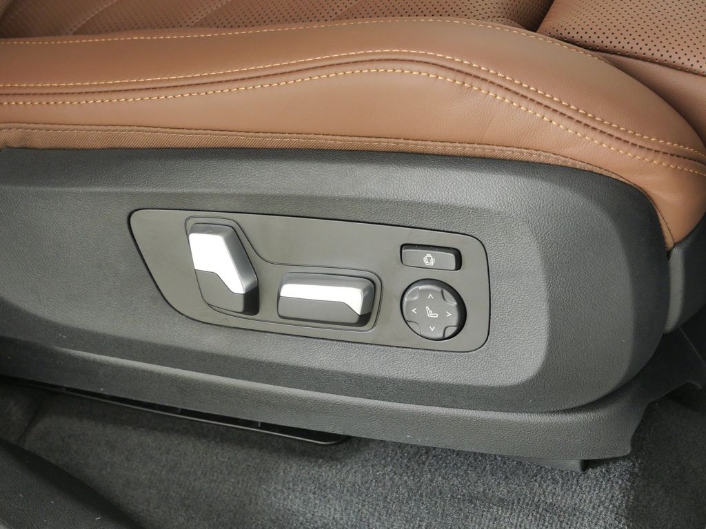 Thumbnail: 2024 BMW X5 - 31