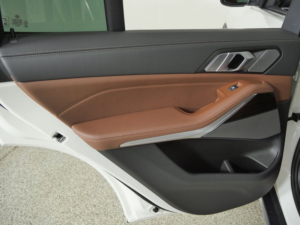 Thumbnail: 2024 BMW X5 - 37