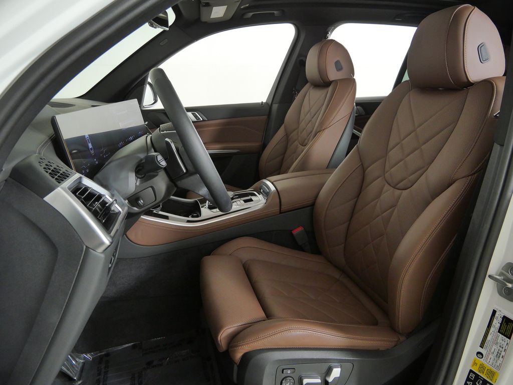 Thumbnail: 2024 BMW X5 - 42