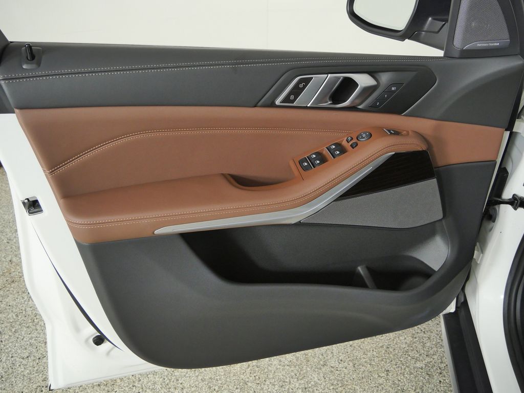 Thumbnail: 2024 BMW X5 - 40