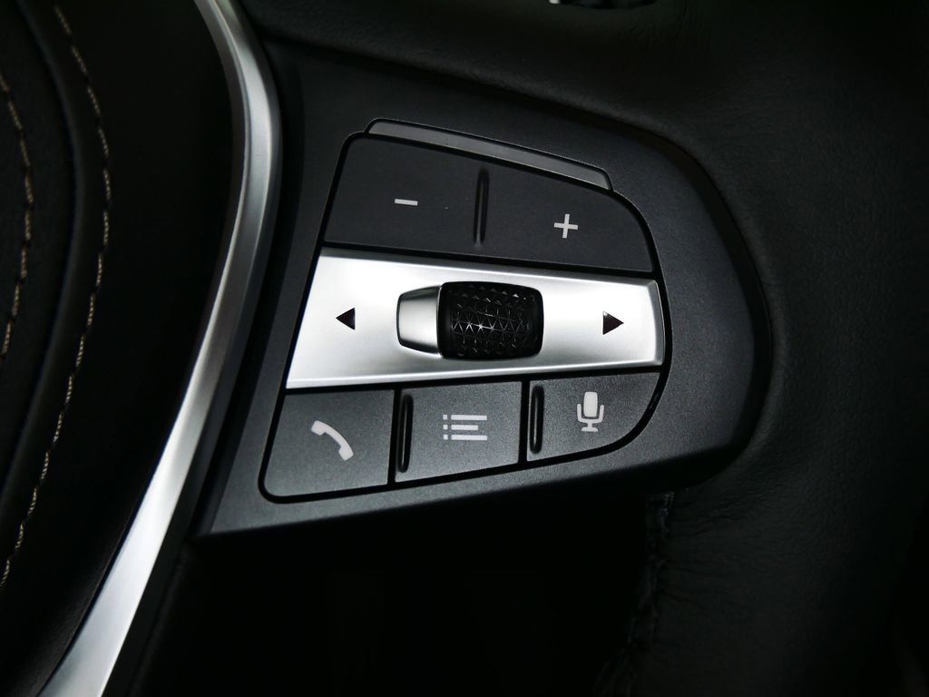 Thumbnail: 2026 BMW X5 - 42