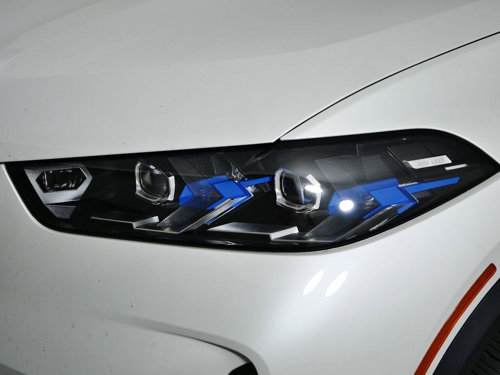 Thumbnail: 2026 BMW X5 - 26