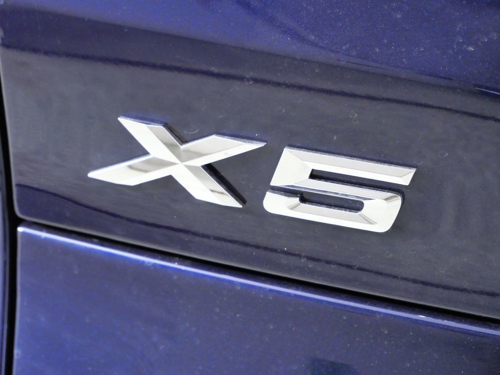 Thumbnail: 2026 BMW X5 - 22
