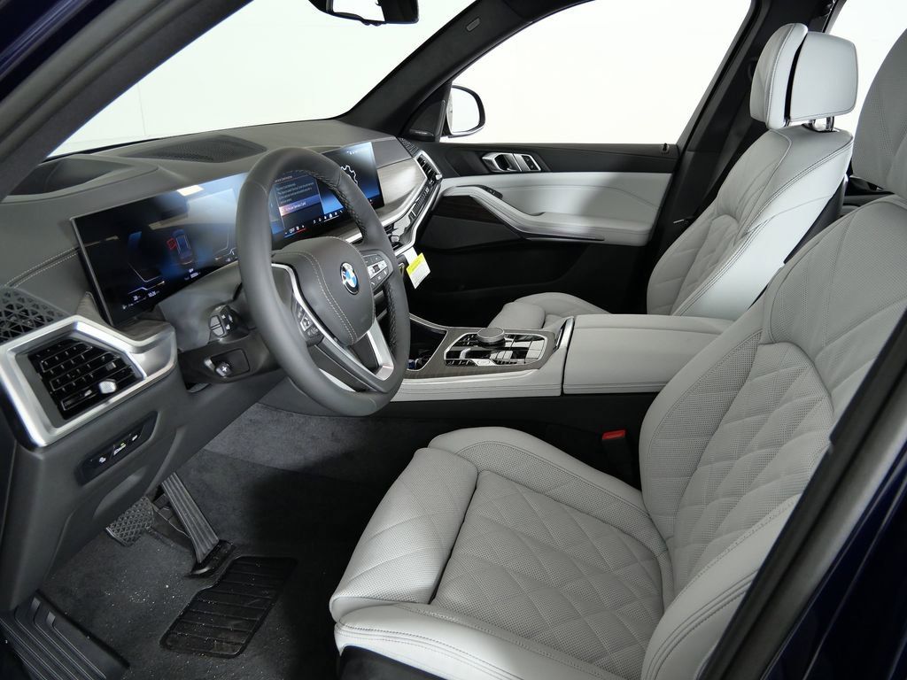 Thumbnail: 2026 BMW X5 - 38