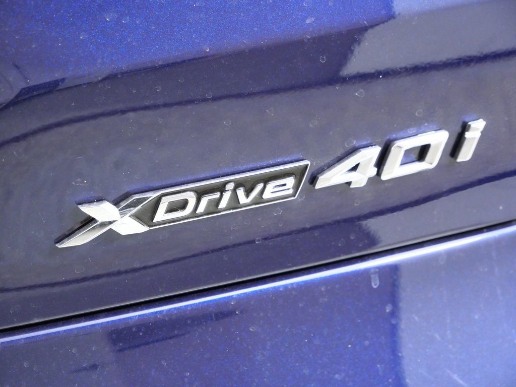 Thumbnail: 2026 BMW X5 - 21