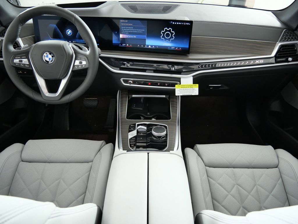 Thumbnail: 2026 BMW X5 - 2