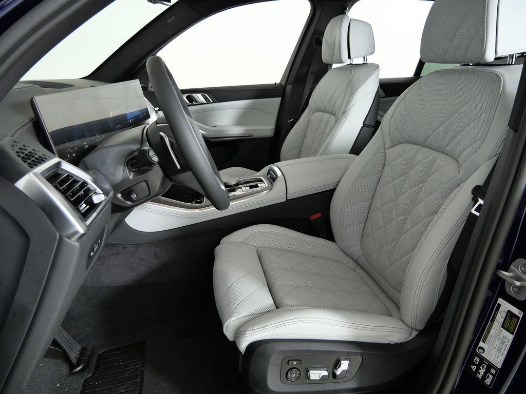 Thumbnail: 2026 BMW X5 - 39