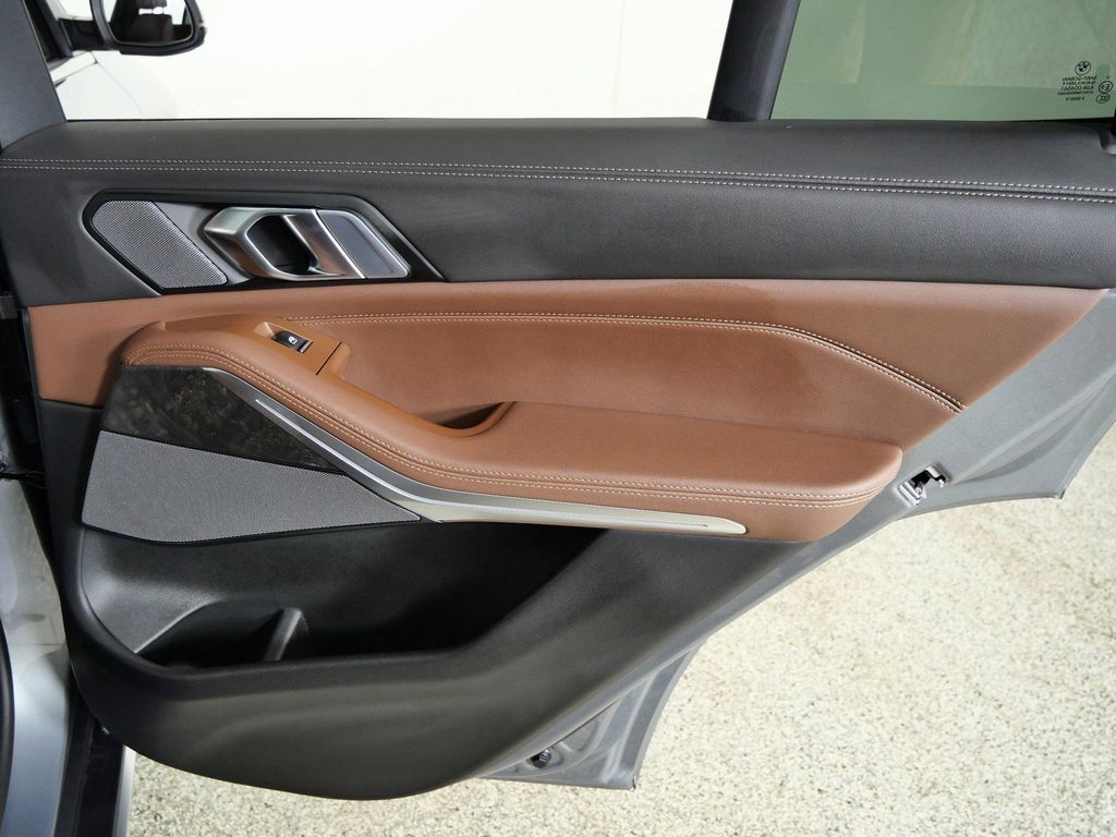 Thumbnail: 2026 BMW X5 - 32