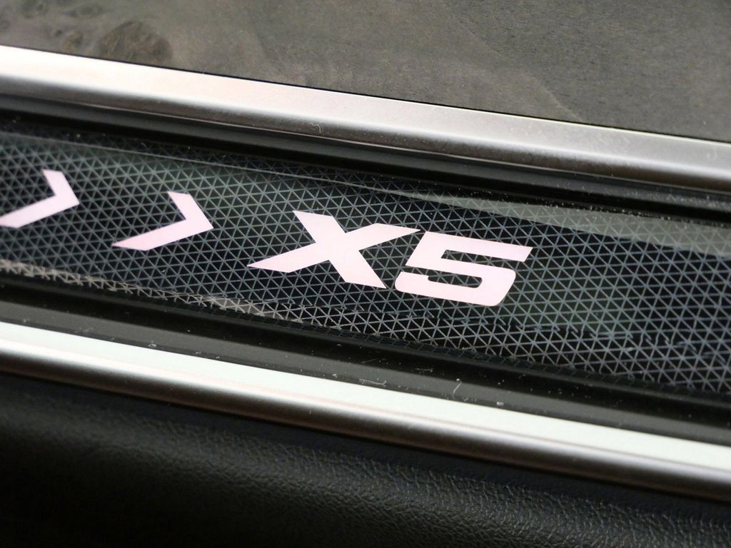 Thumbnail: 2026 BMW X5 - 31