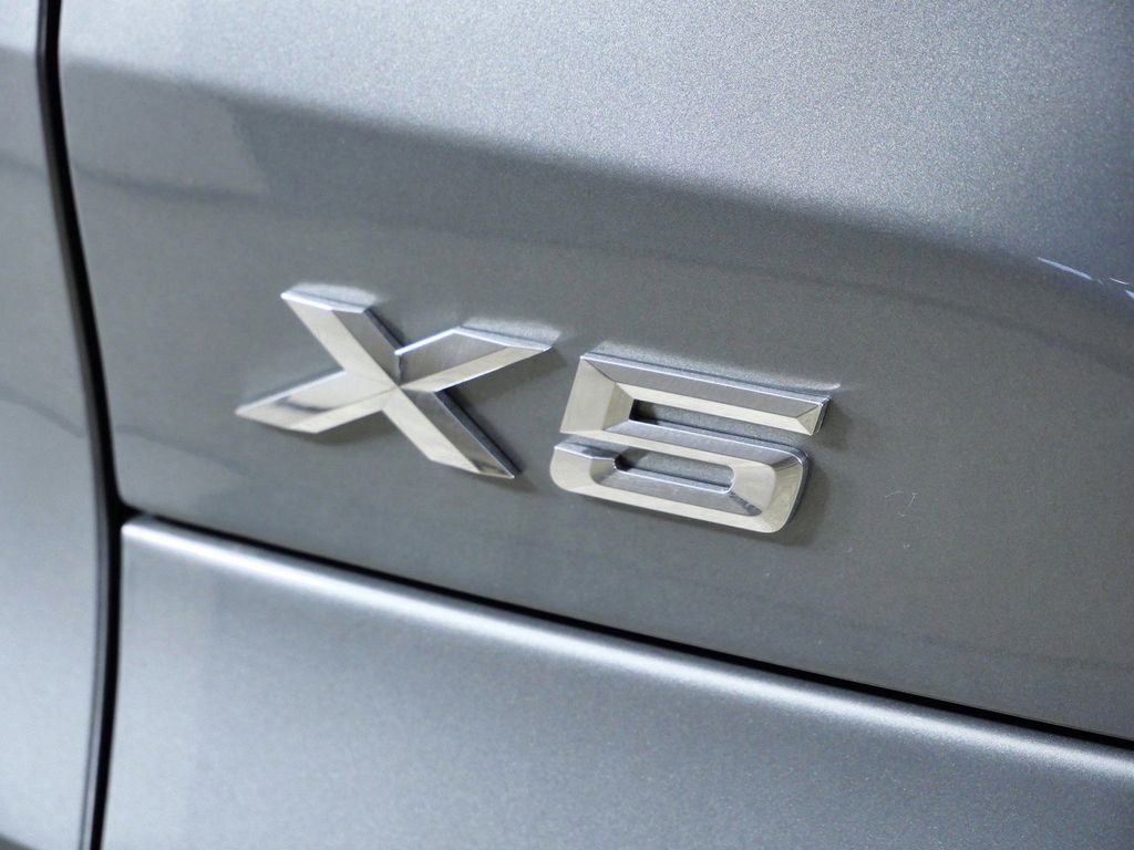 Thumbnail: 2026 BMW X5 - 23