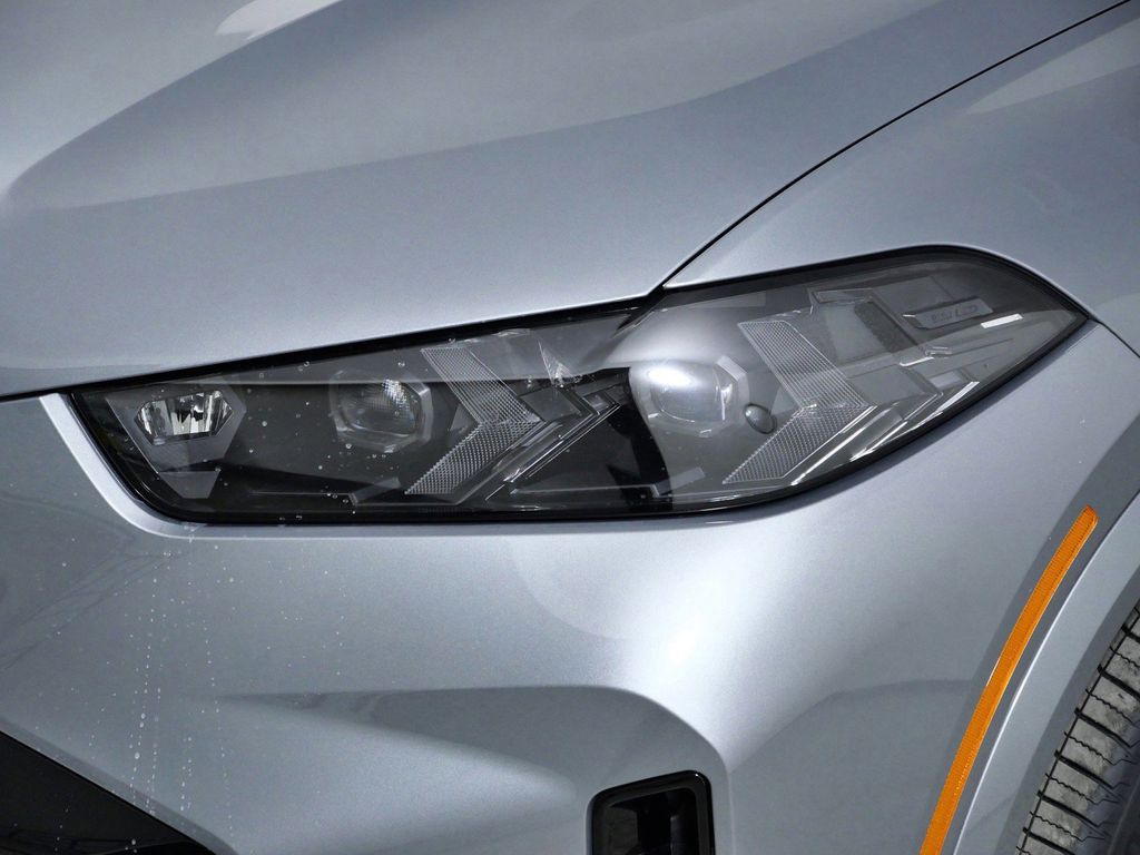 Thumbnail: 2026 BMW X5 - 17