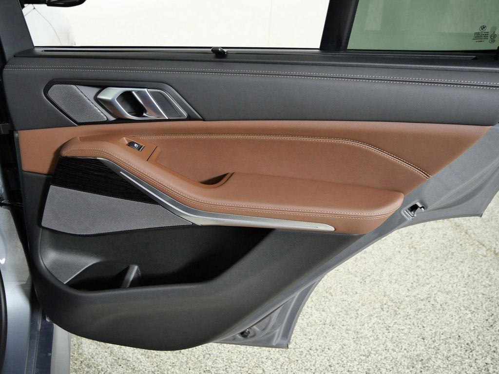 Thumbnail: 2026 BMW X5 - 31