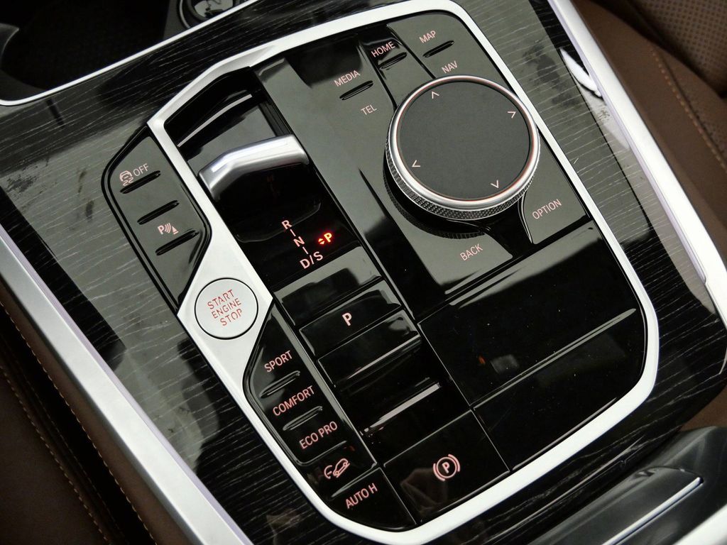 Thumbnail: 2026 BMW X5 - 51