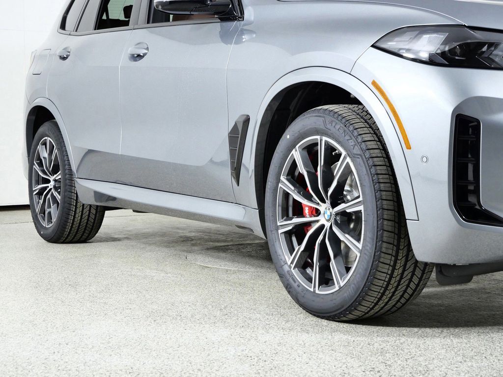 Thumbnail: 2026 BMW X5 - 8