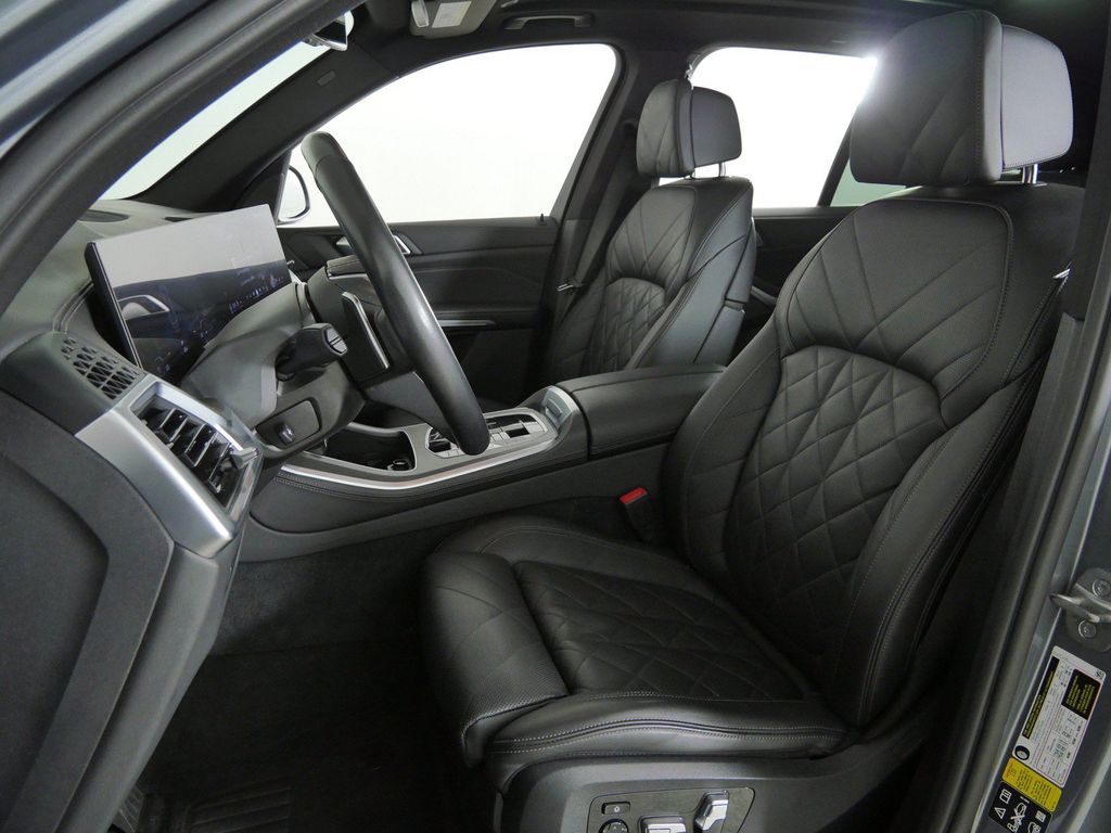 Thumbnail: 2024 BMW X5 - 42