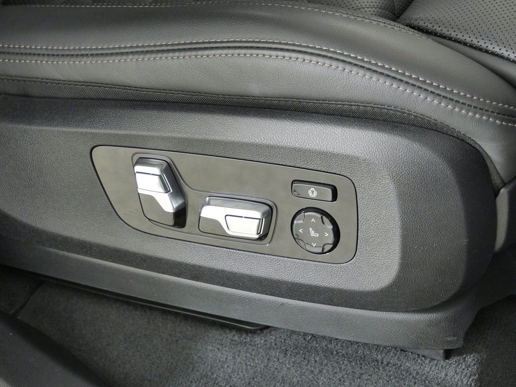 Thumbnail: 2024 BMW X5 - 30