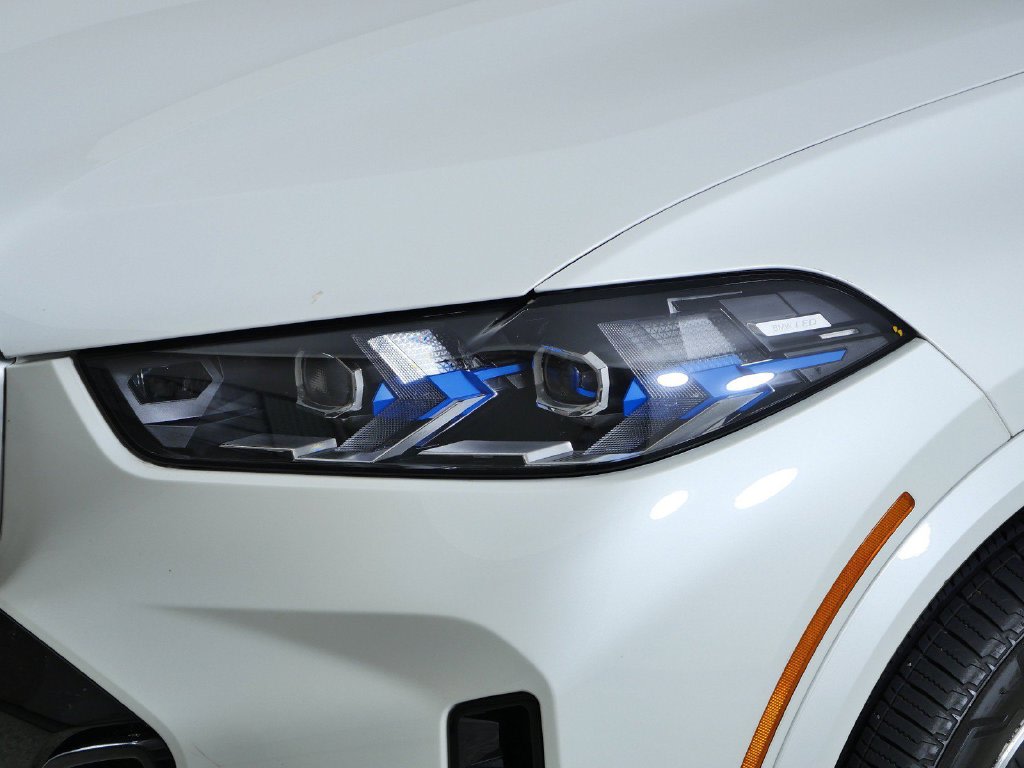 Thumbnail: 2025 BMW X5 - 18
