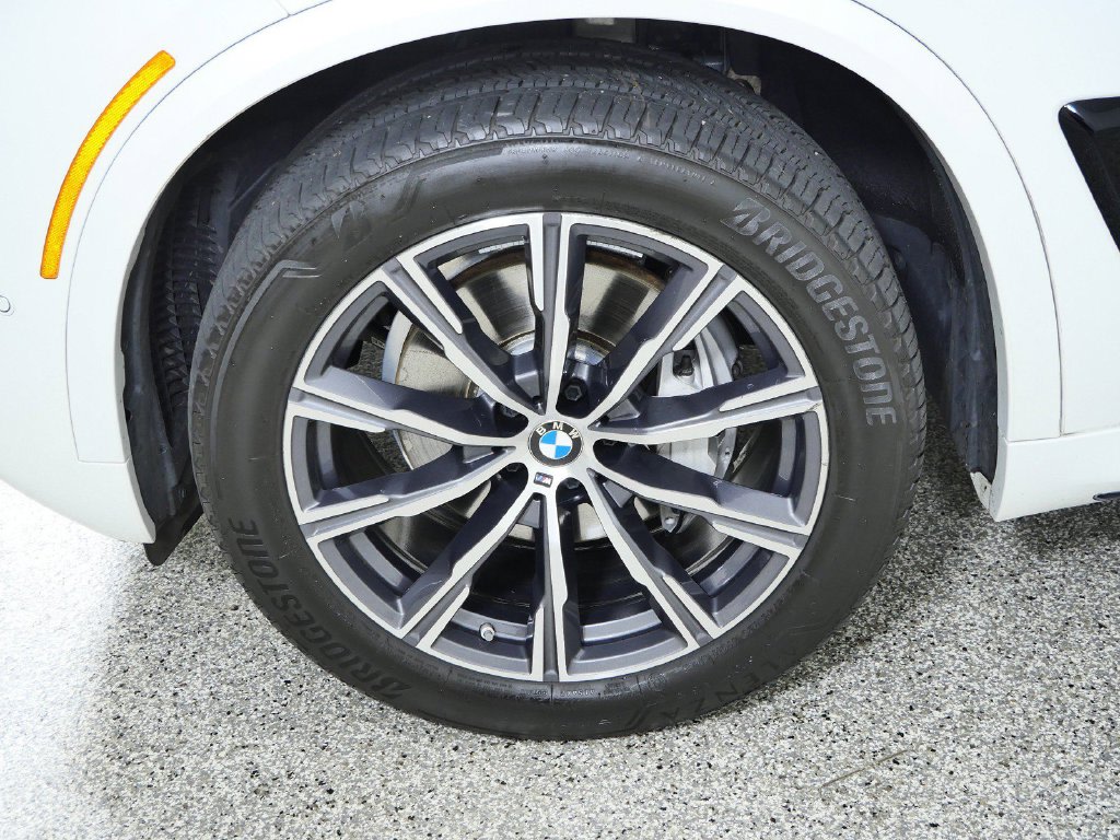 Thumbnail: 2025 BMW X5 - 27