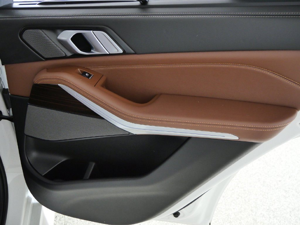 Thumbnail: 2025 BMW X5 - 30