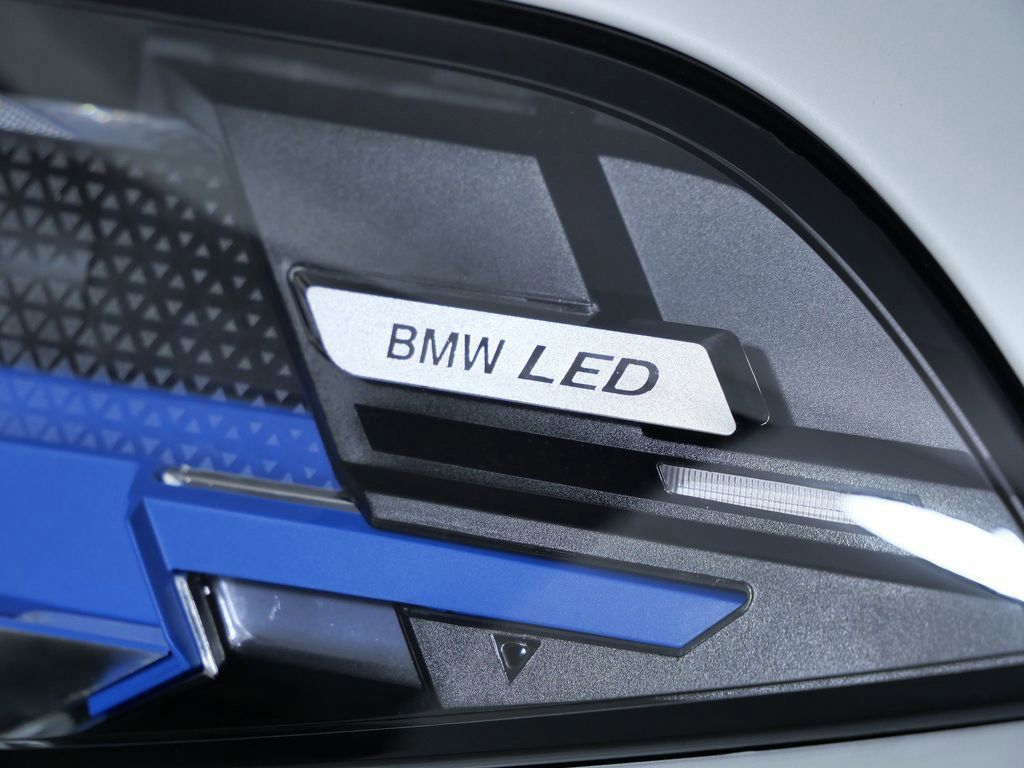 Thumbnail: 2026 BMW X5 - 7