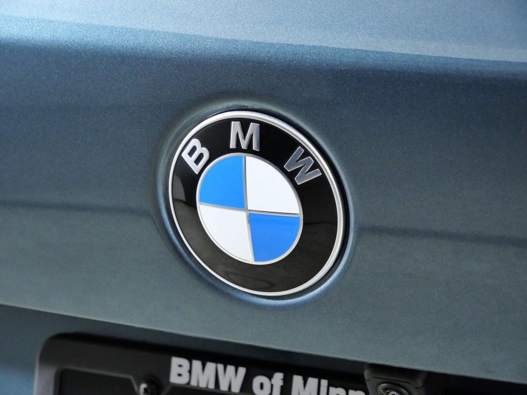 Thumbnail: 2026 BMW X5 - 21