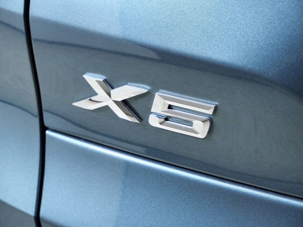 Thumbnail: 2026 BMW X5 - 23