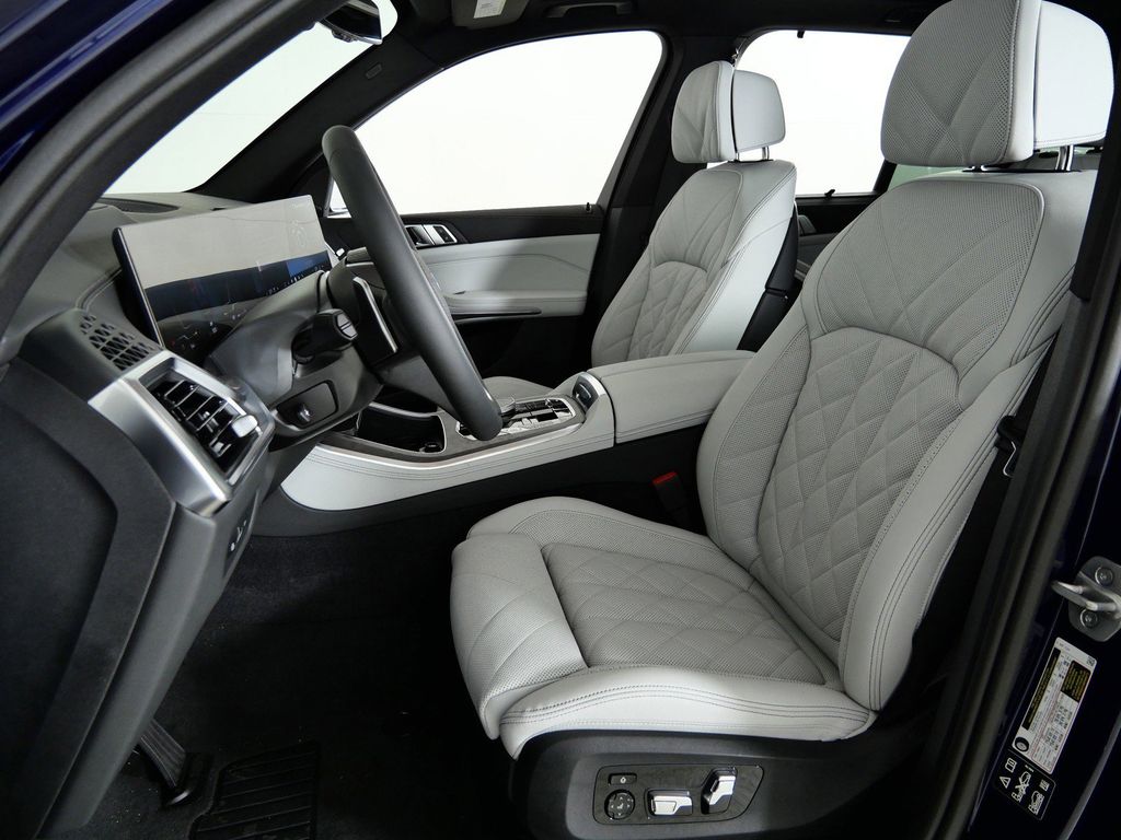 Thumbnail: 2026 BMW X5 - 39