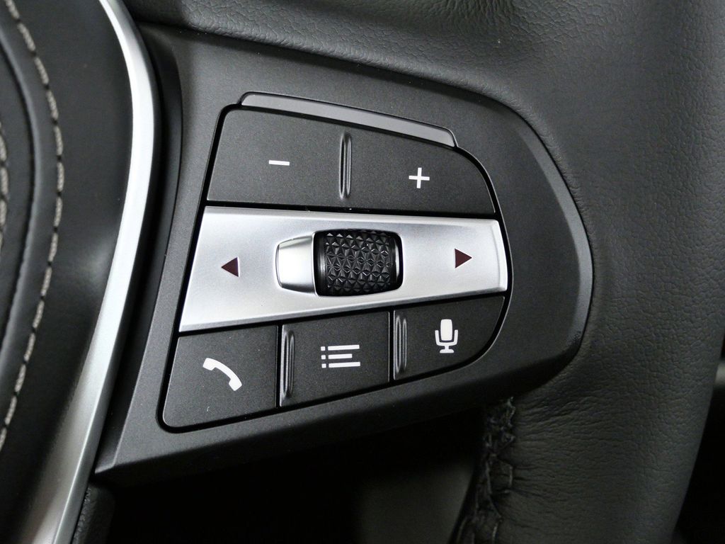 Thumbnail: 2026 BMW X5 - 45