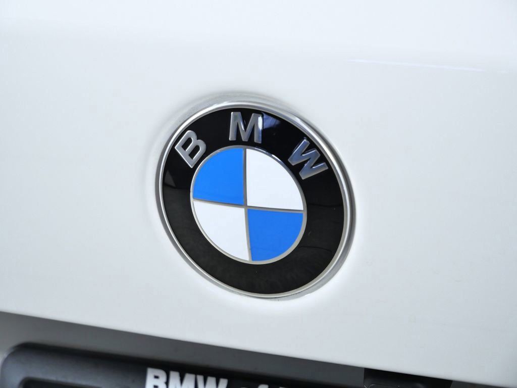 Thumbnail: 2026 BMW X5 - 21