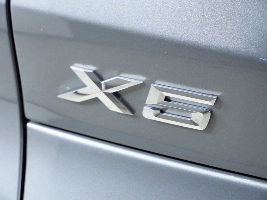 Thumbnail: 2026 BMW X5 - 23